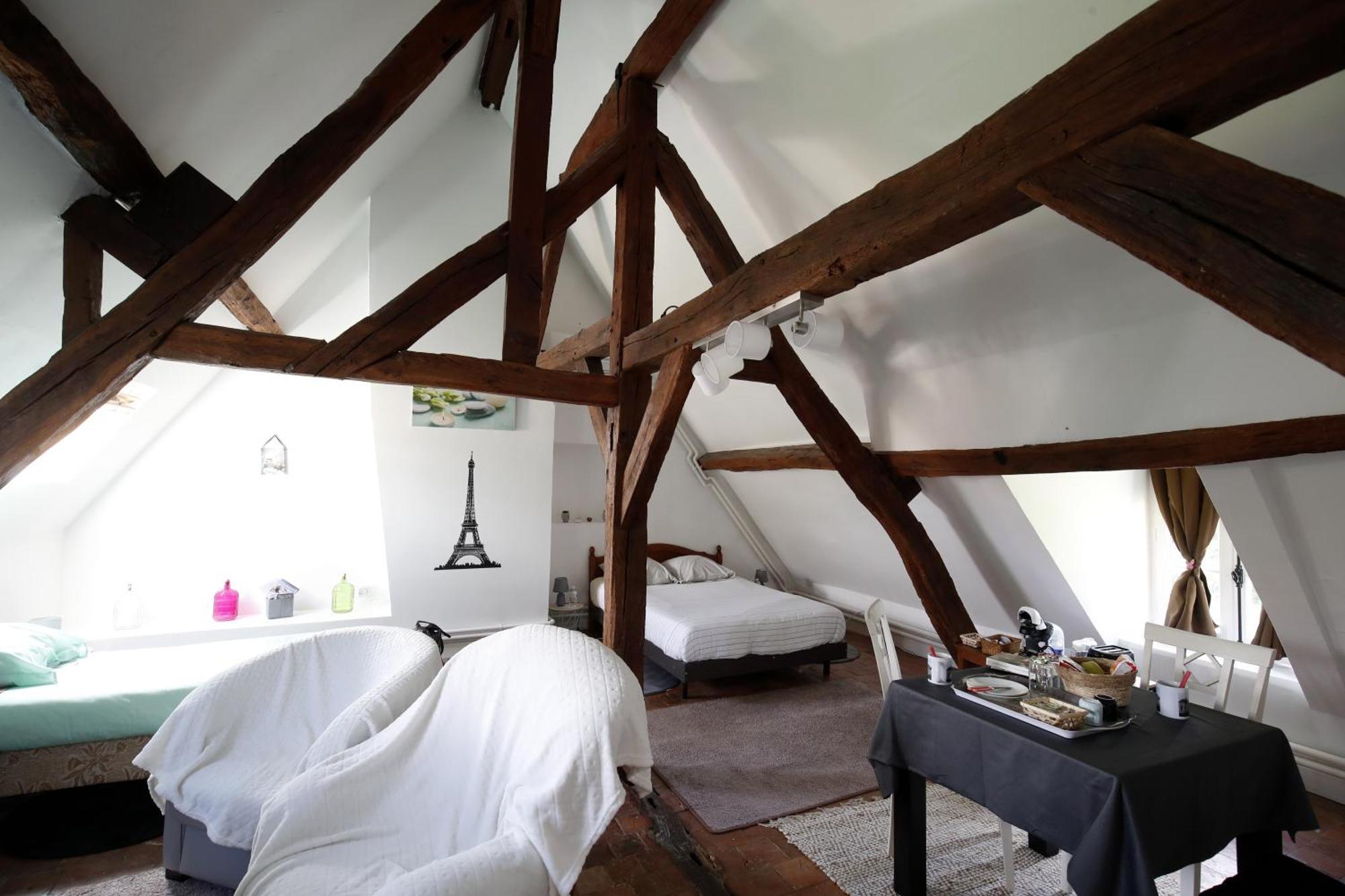 Chambres D'Hotes Chez Sylvie Donnemain-Saint-Mames Esterno foto
